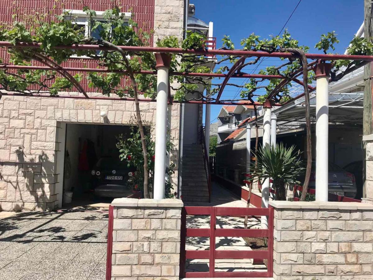Apartmani Rada Trebinje Exteriör bild