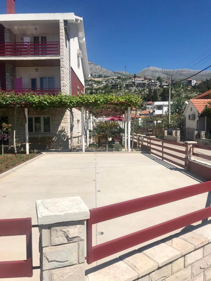 Apartmani Rada Trebinje Exteriör bild
